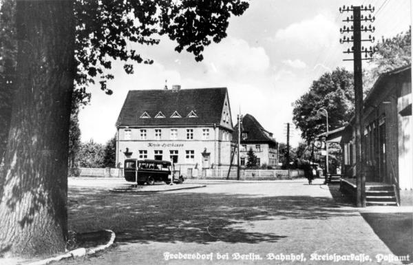 Bahnhof-Kreissparkasse-Postamt um 1936
