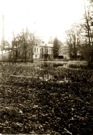 Bohms Fabrik und Wohnhaus - Aufnahme vom 9.5.1929