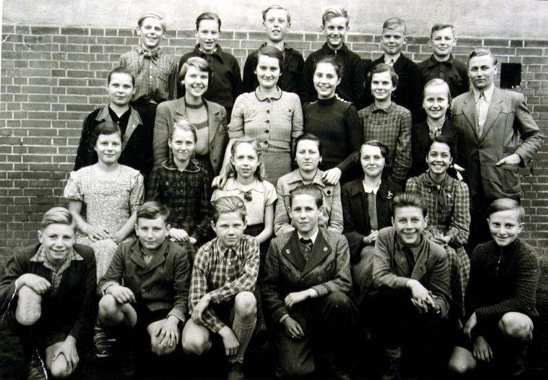 1954 7. Klasse   m. Hr. Dominik